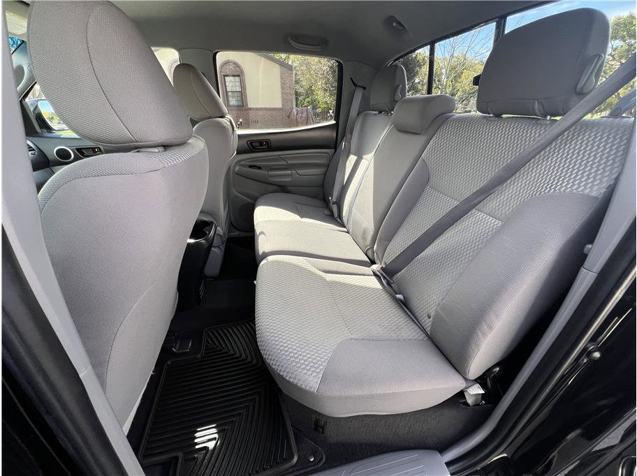 Used 2012 Toyota Tacoma PreRunner w/ SR5 Pkg RWD image 15