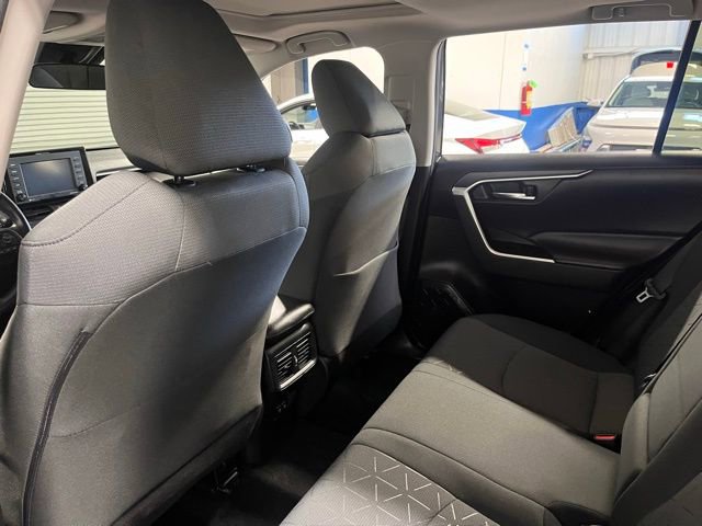 Used 2020 Toyota RAV4 XLE w/ Convenience Package image 17