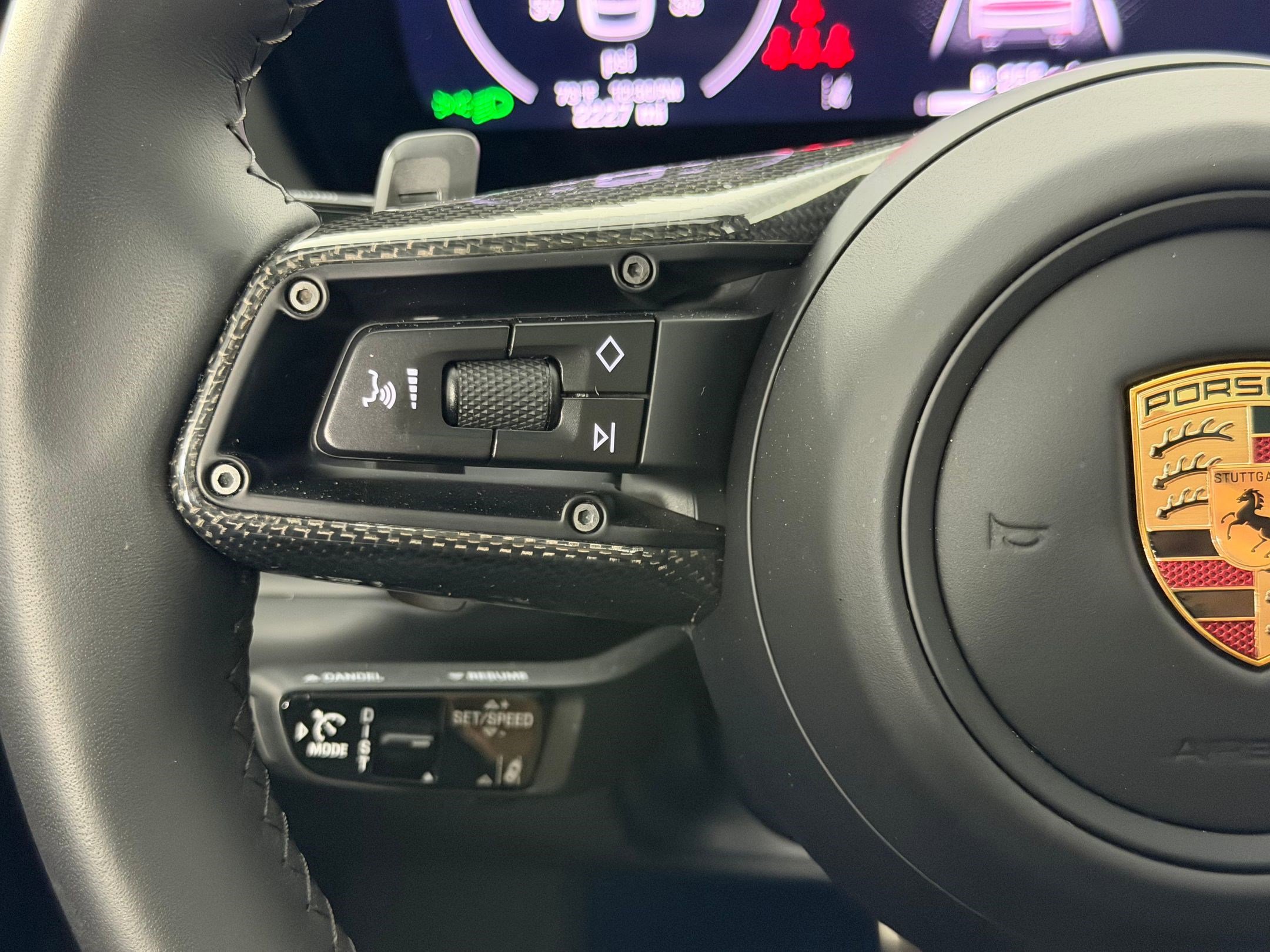 Certified 2025 Porsche Cayenne GTS image 22