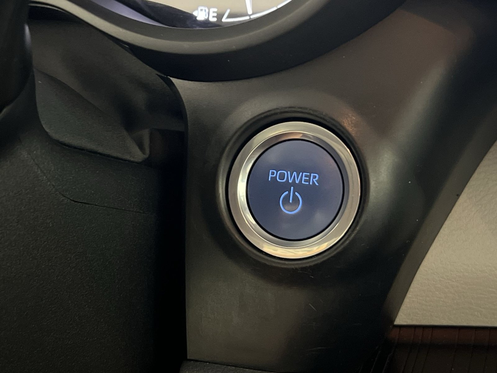 Used 2022 Toyota Sienna XLE FWD image 34