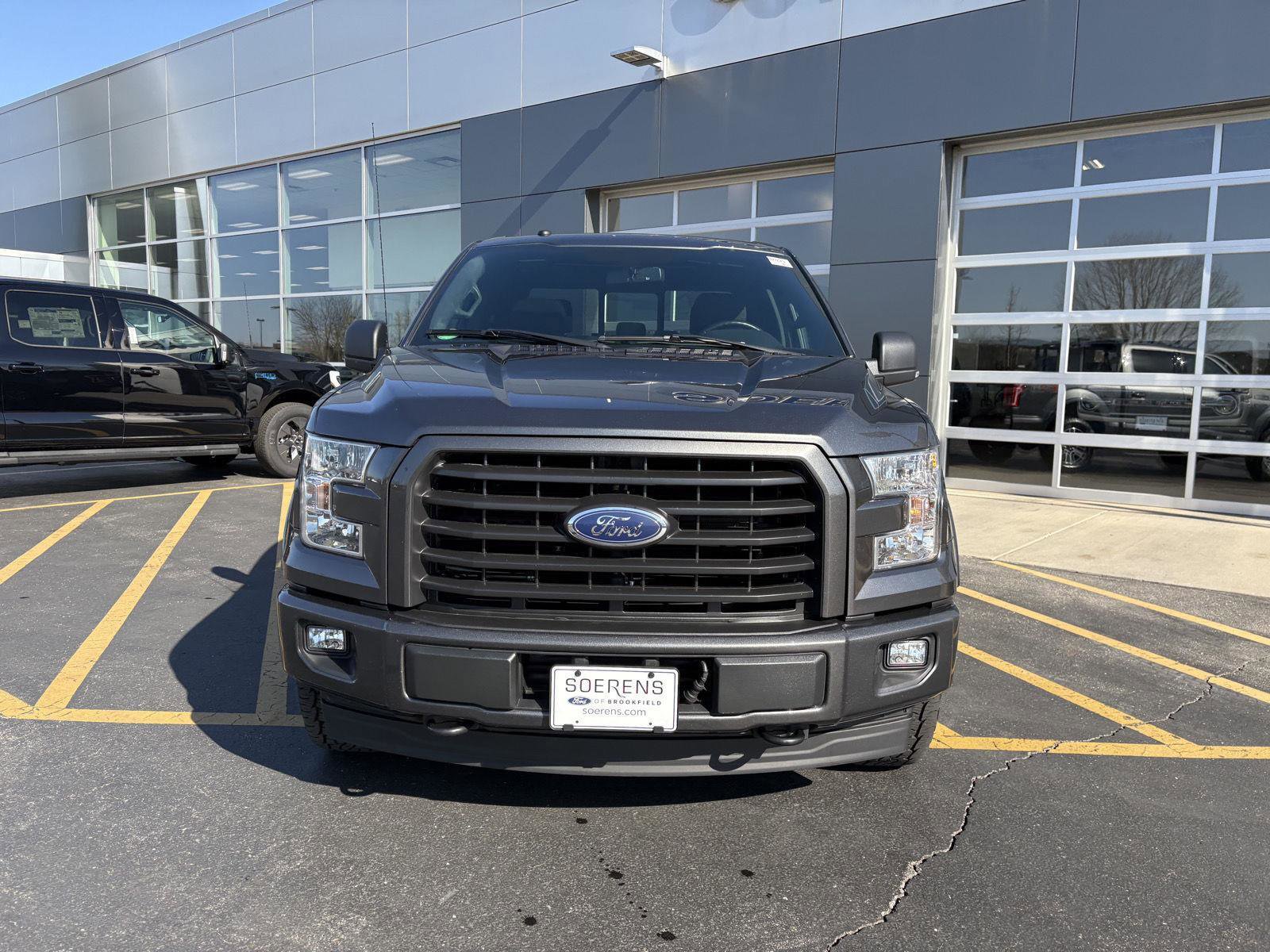 Used 2017 Ford F150 XLT w/ Equipment Group 302A Luxury AWD/4WD image 2