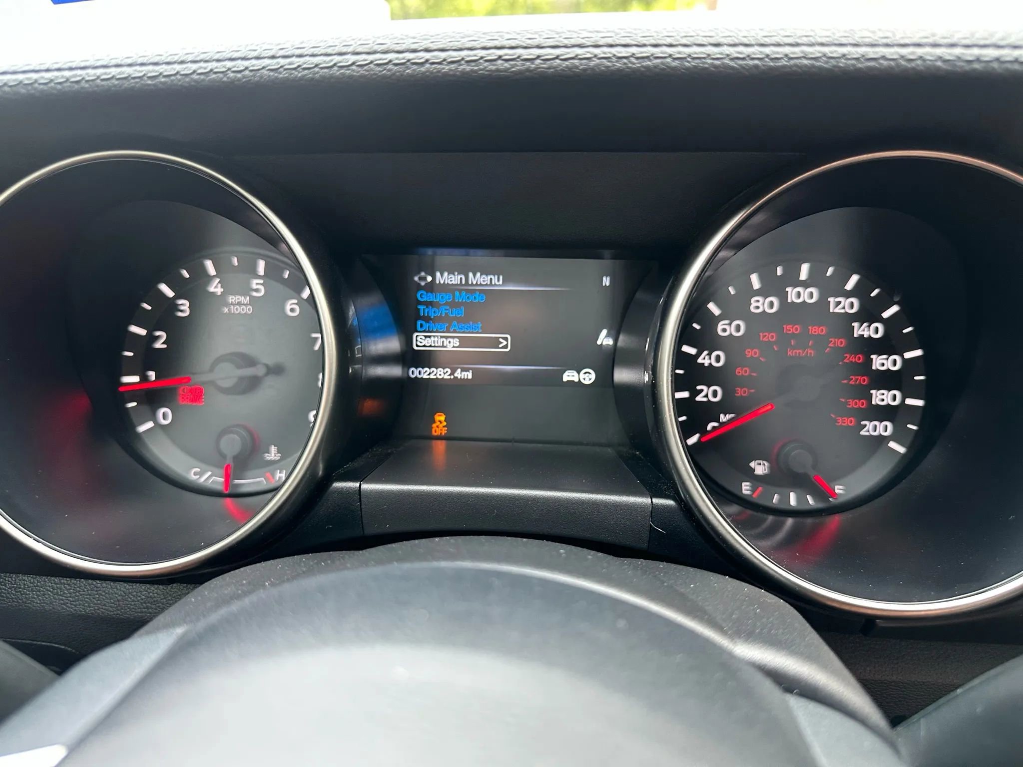 Used 2016 Ford Mustang Shelby GT350 w/ Technology Package image 33