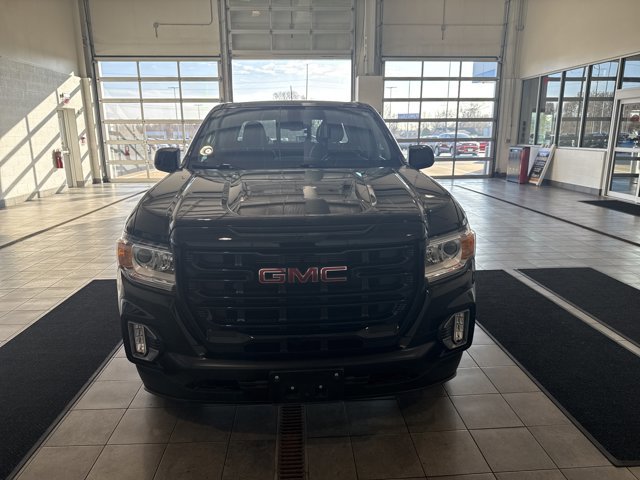 Used 2022 GMC Canyon Elevation image 2