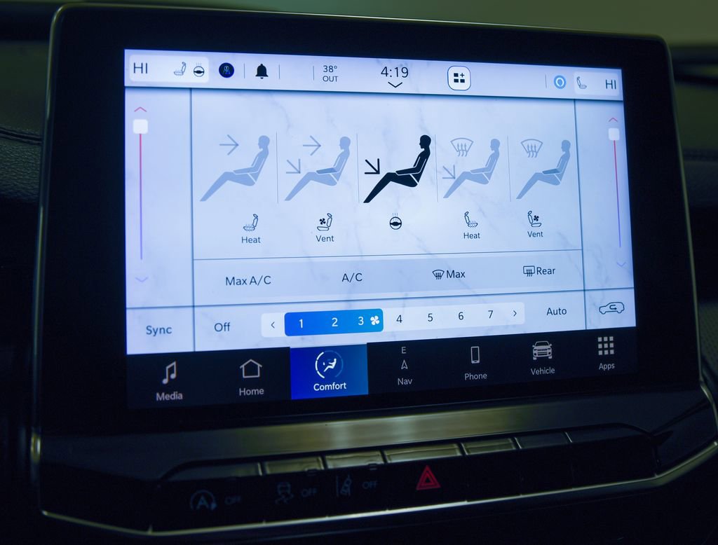 Used 2022 Jeep Compass Trailhawk w/ Trailhawk Elite Group image 20