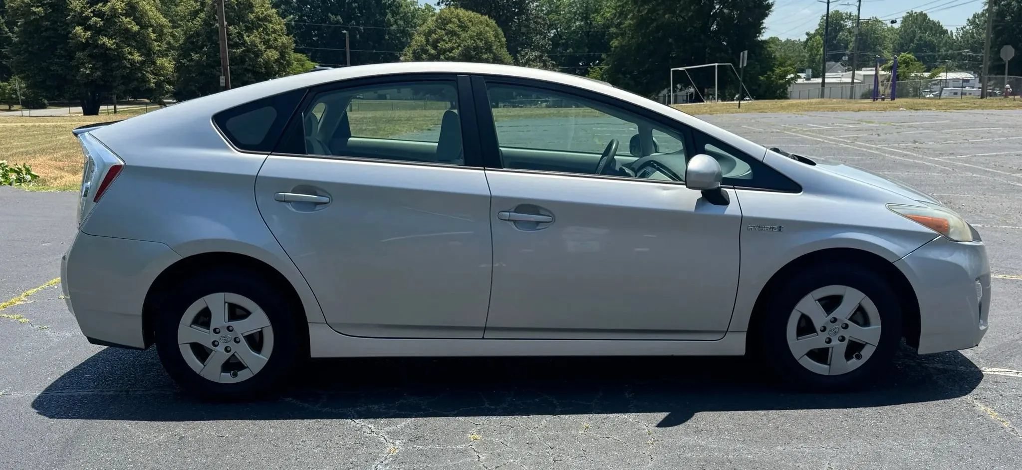 Used 2010 Toyota Prius One FWD image 9