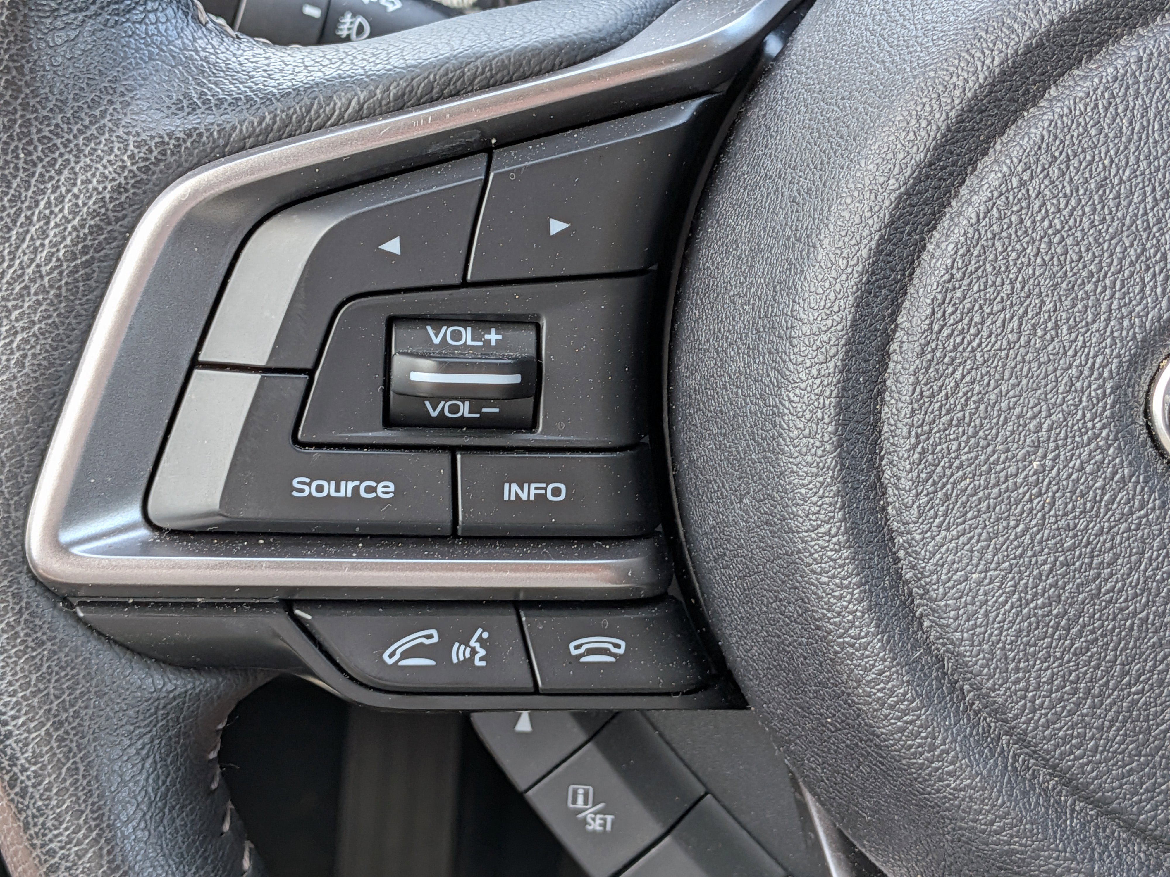 Used 2020 Subaru Forester Limited image 24