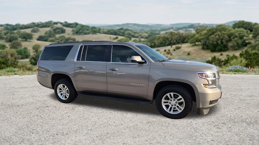 Used 2019 Chevrolet Suburban LT RWD image 13