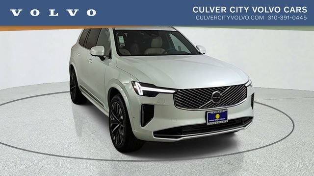 New 2026 Volvo XC90 T8 Ultra w/ Protection Package Premier