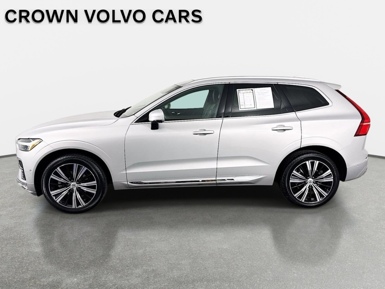 Used 2023 Volvo XC60 B5 Plus w/ Protection Package Premier AWD/4WD image 8