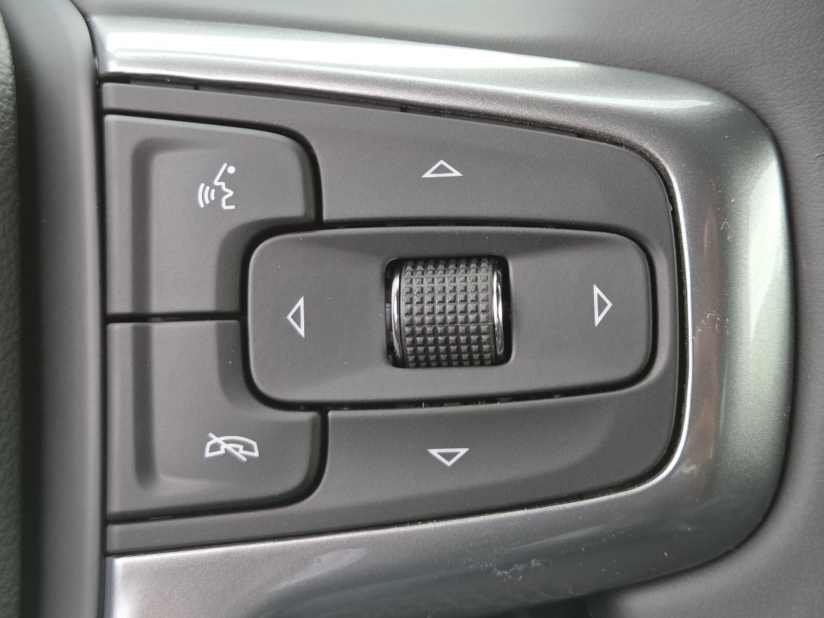 New 2026 Chevrolet Silverado 1500 LT AWD/4WD image 32
