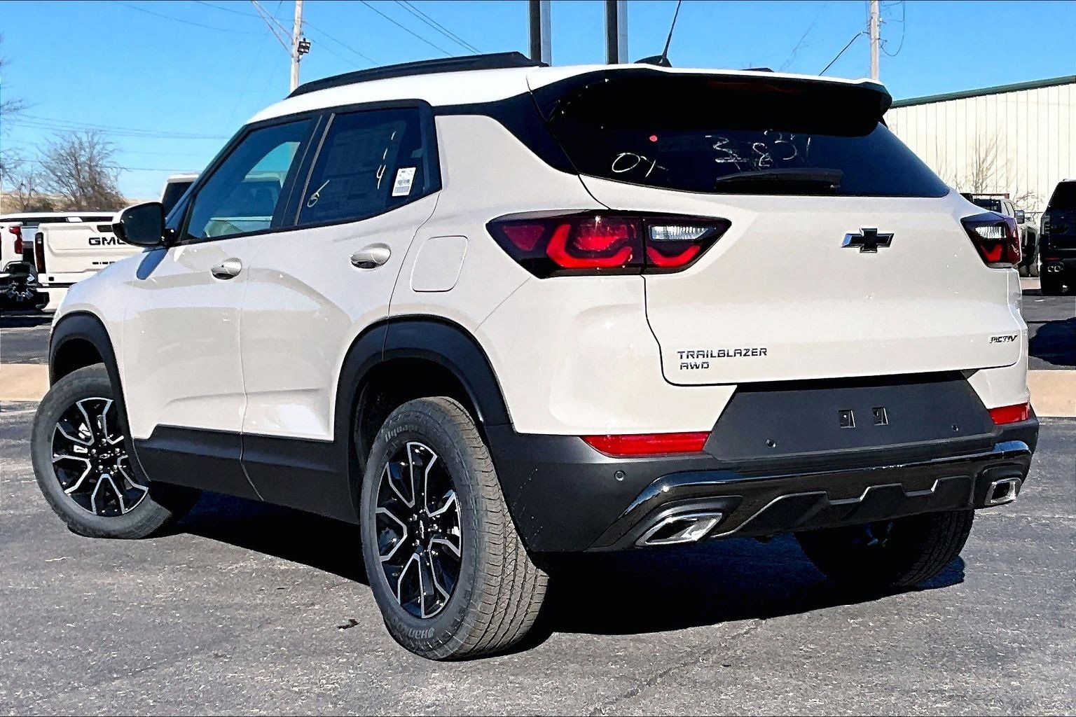 New 2026 Chevrolet TrailBlazer ACTIV w/ Convenience Package image 3