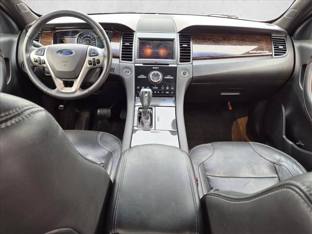 Used 2013 Ford Taurus Limited FWD image 19