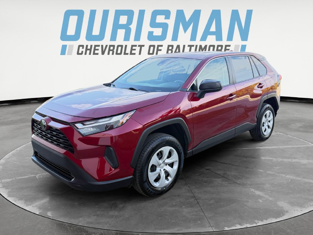 Used 2024 Toyota RAV4 LE FWD image 2