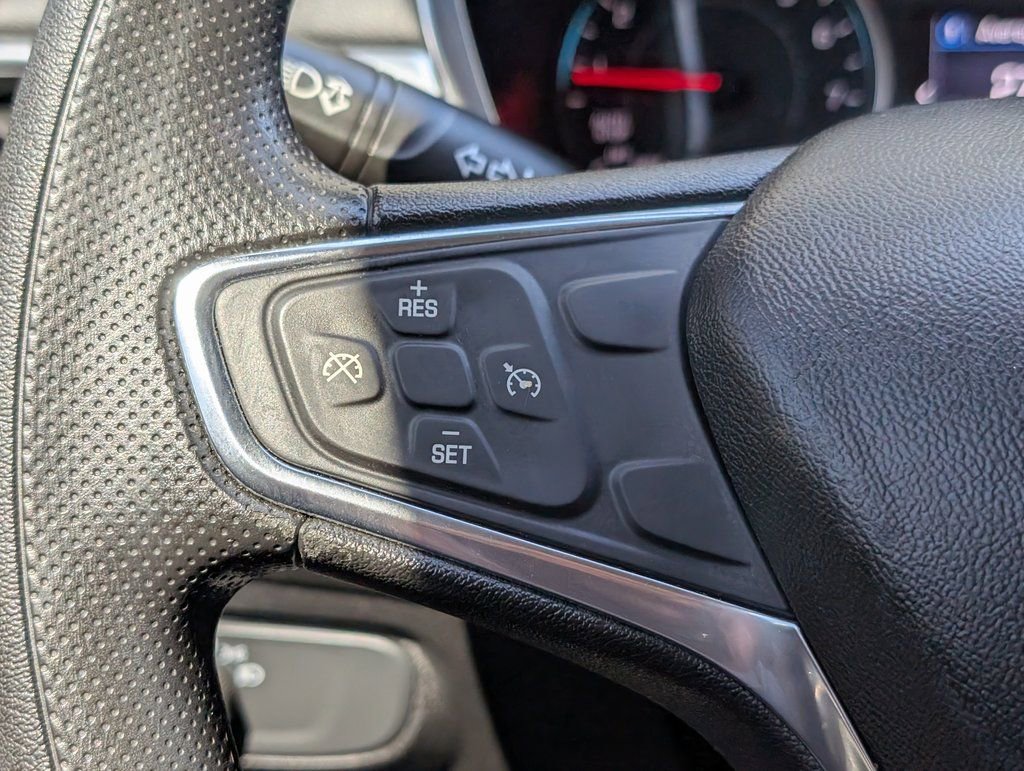 Used 2019 Chevrolet Equinox LT image 18