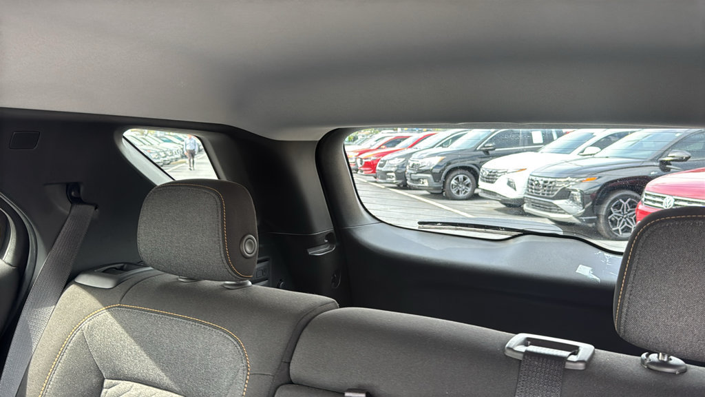 Used 2020 Chevrolet Equinox LT w/ Driver Convenience Package FWD image 29