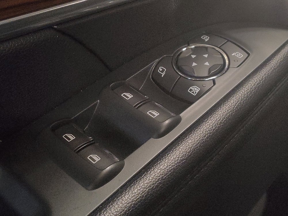 Used 2019 Ford Explorer Limited w/ Ford Safe & Smart Package image 27
