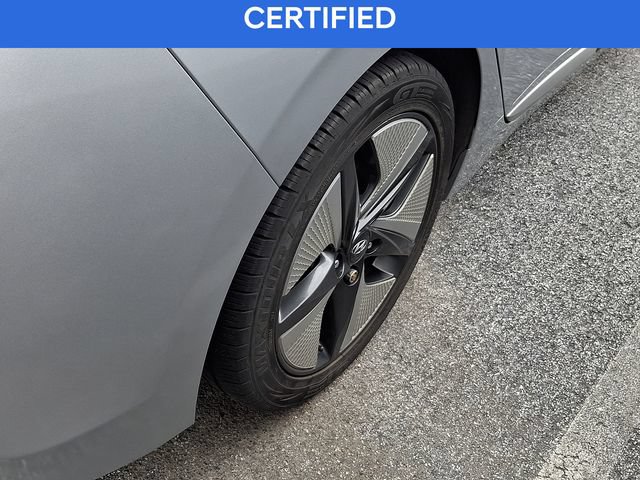 Certified 2022 Hyundai Ioniq Limited FWD image 10