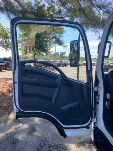 Used 2024 Isuzu NPR image 14