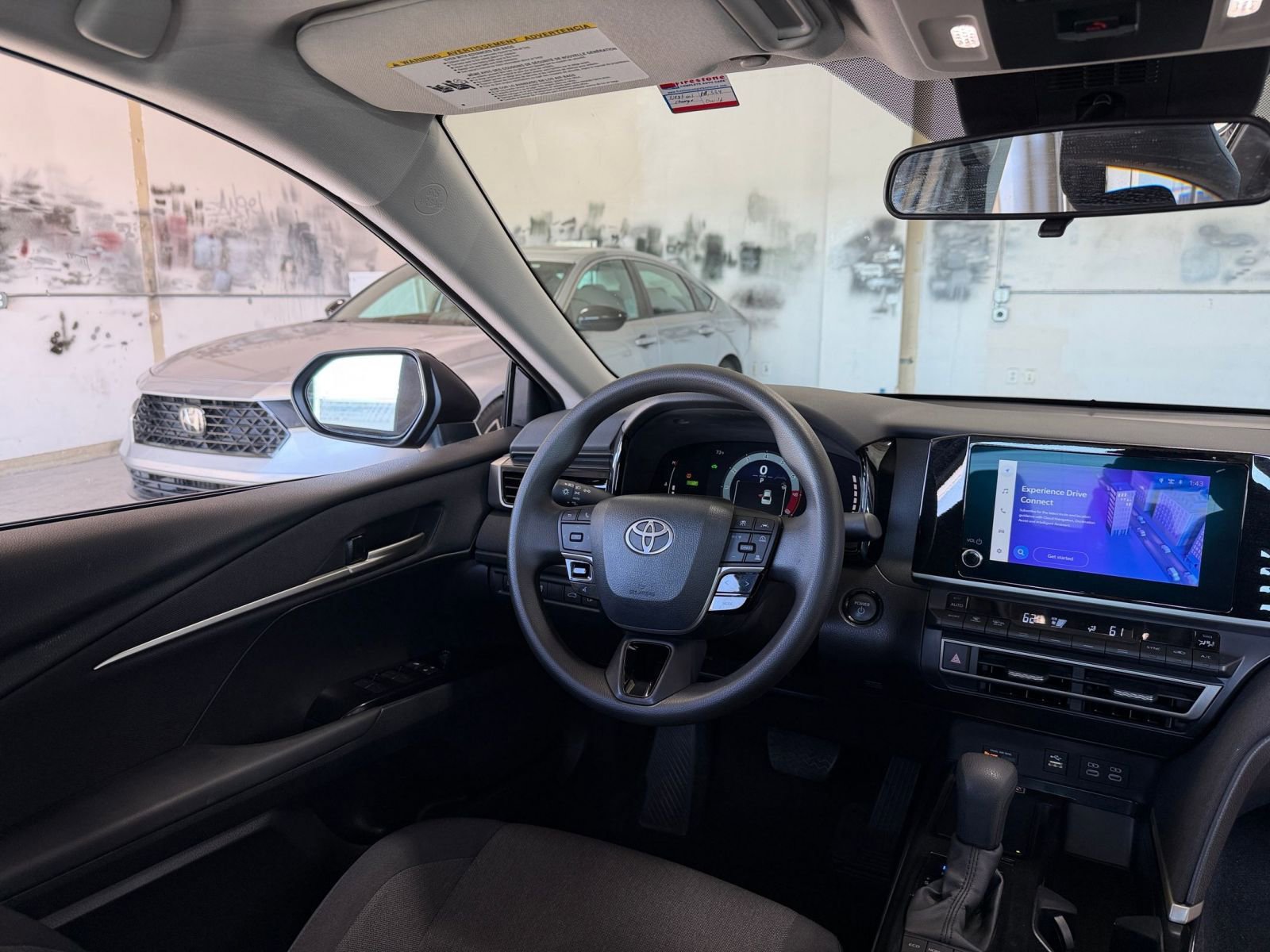 Used 2025 Toyota Camry LE image 33