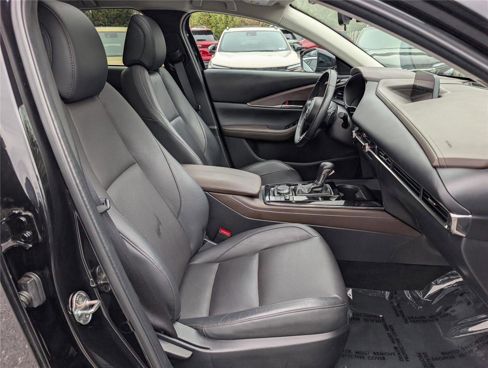 Used 2023 MAZDA CX-30 AWD 2.5 S w/ Premium Package image 11