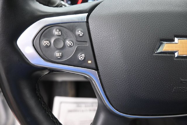 Used 2023 Chevrolet Traverse Premier AWD/4WD image 18