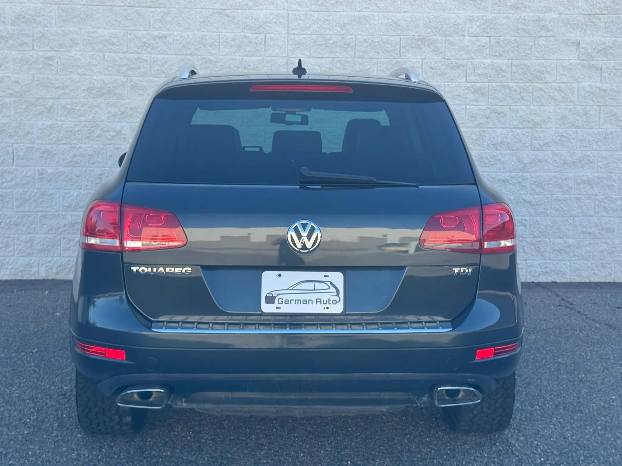 Used 2013 Volkswagen Touareg Sport AWD/4WD image 5