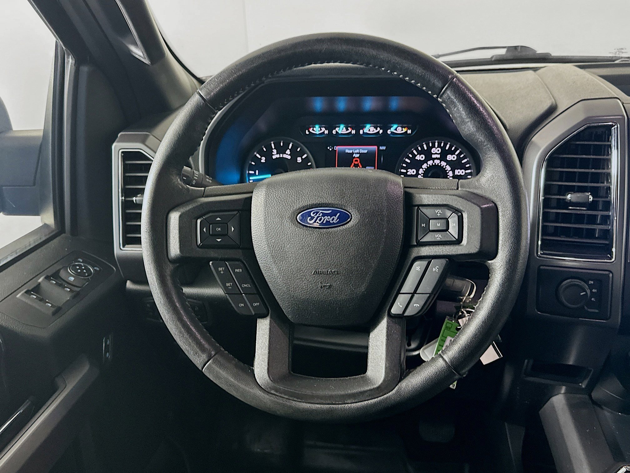 Used 2019 Ford F150 XLT w/ Equipment Group 302A Luxury image 17
