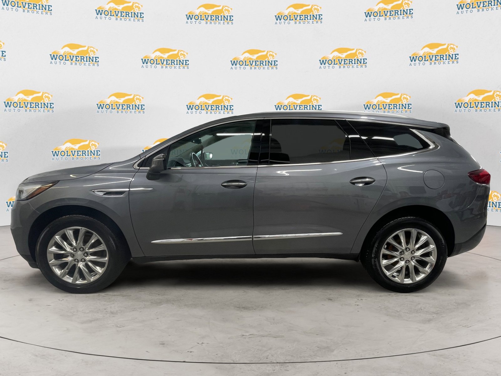 Used 2021 Buick Enclave Premium w/ Surround and Sites Package image 2