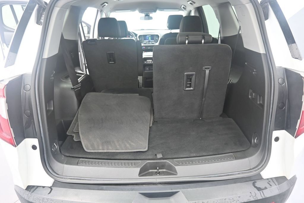 Used 2023 GMC Acadia SLE w/ Driver Convenience Package FWD image 22