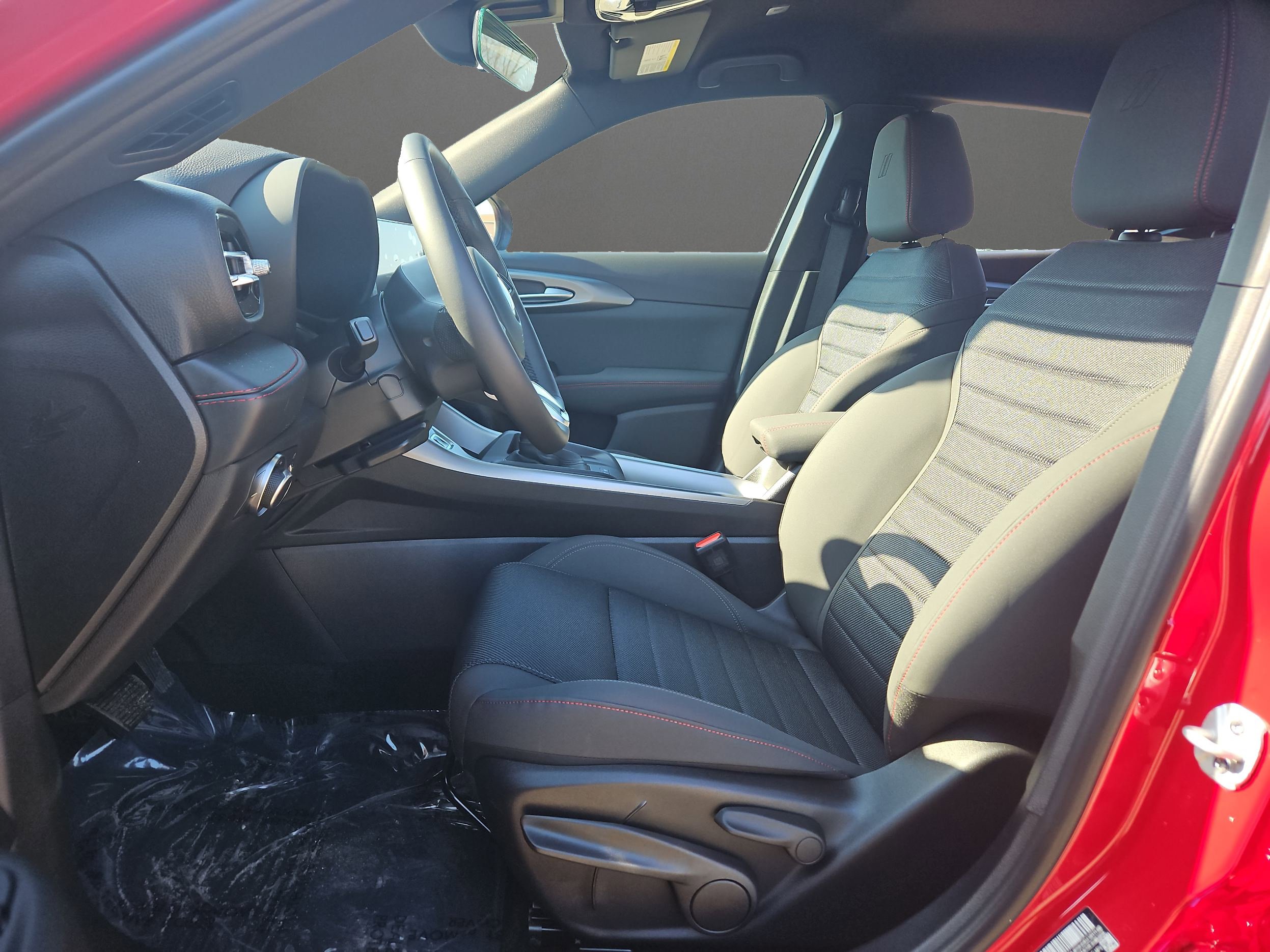 New 2025 Dodge Hornet GT w/ Tech Pack image 11