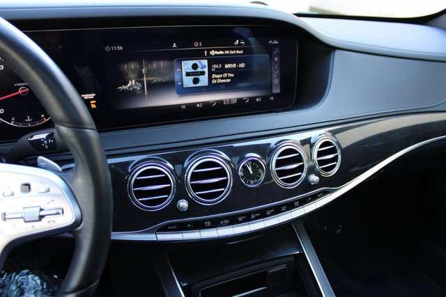 Used 2020 Mercedes-Benz S 450 Sedan image 18