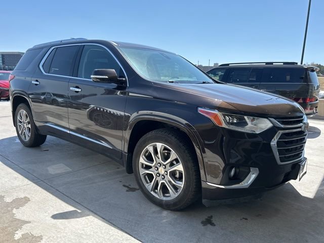 Used 2019 Chevrolet Traverse Premier image 2