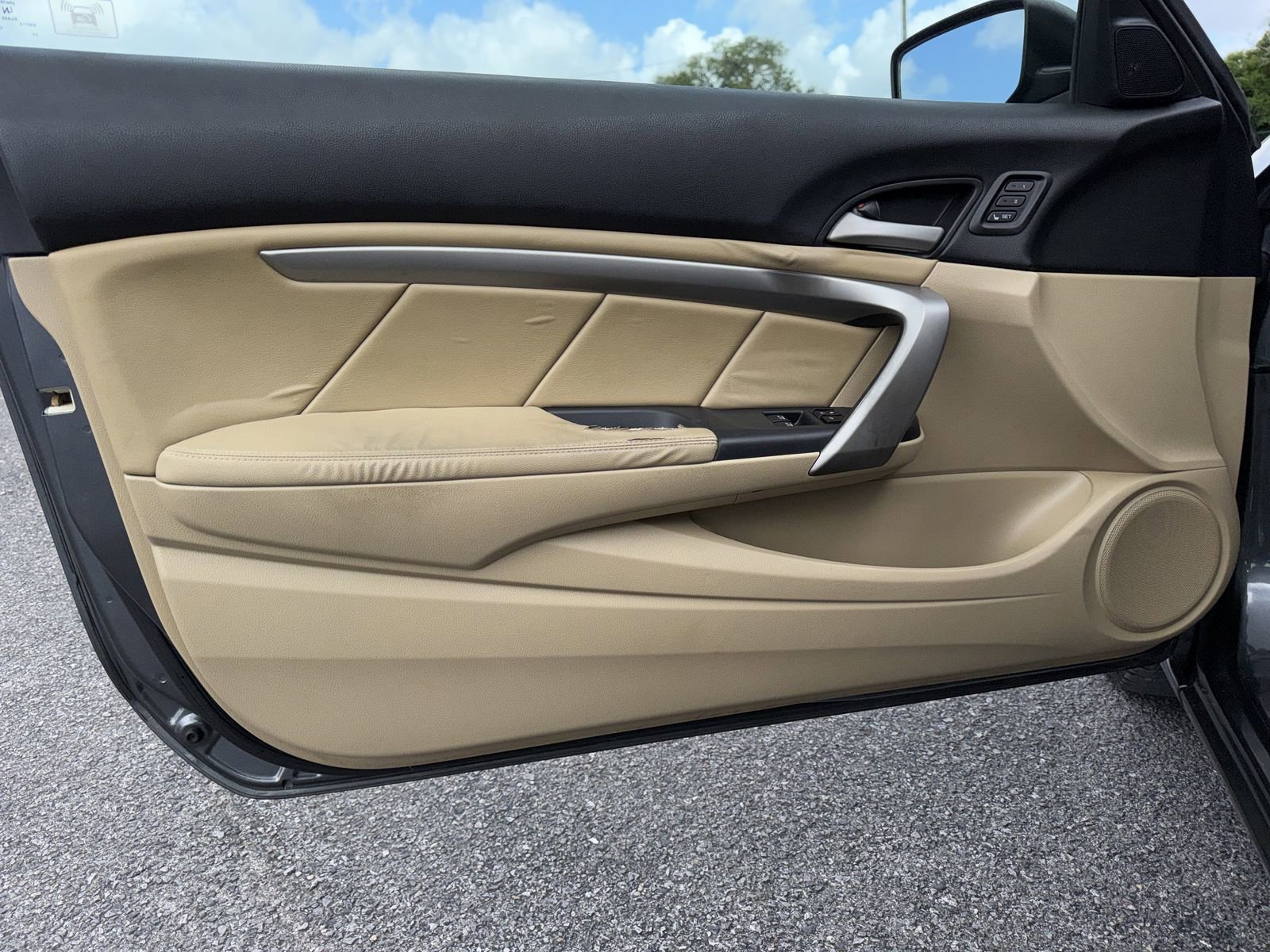 Used 2012 Honda Accord EX-L image 14