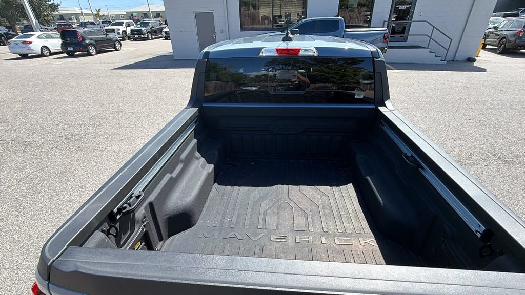 Certified 2025 Ford Maverick Tremor AWD/4WD image 12