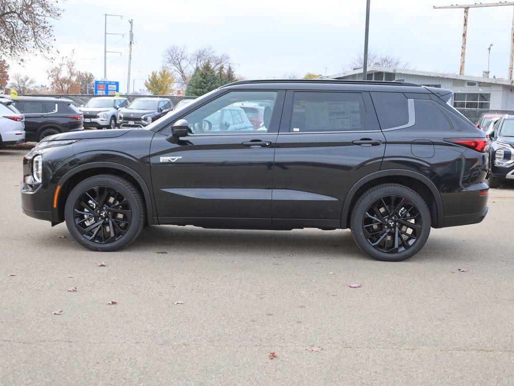 New 2025 Mitsubishi Outlander SEL Black Edition image 6