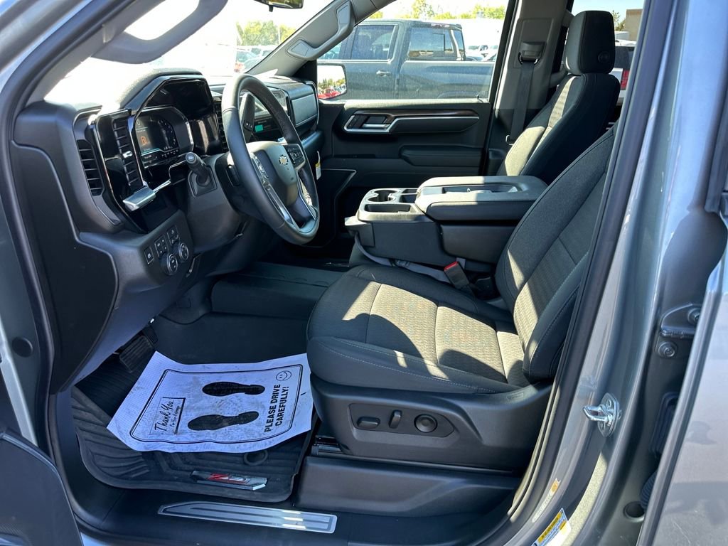 New 2025 Chevrolet Silverado 1500 LT image 11