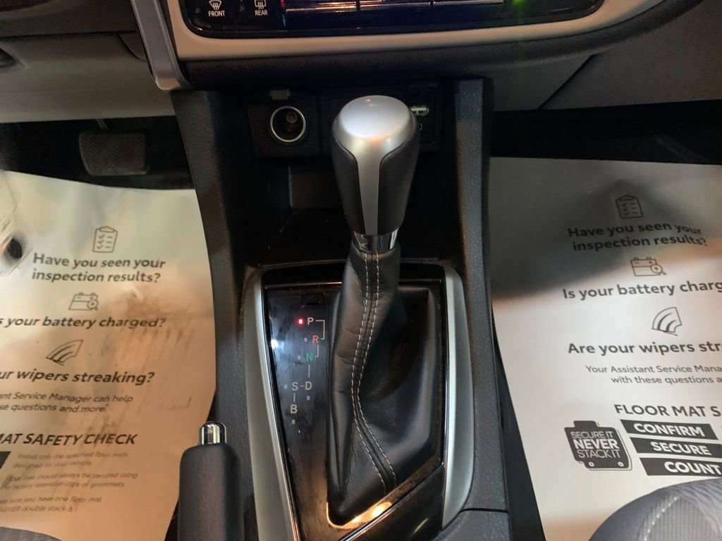 Used 2019 Toyota Corolla LE FWD image 24