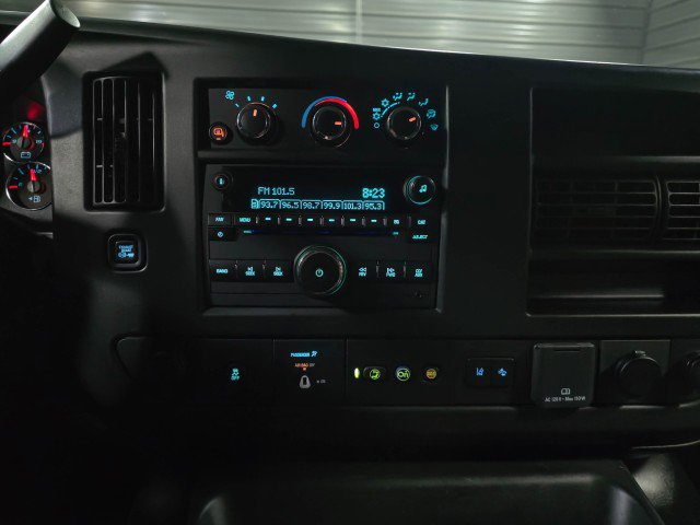 Used 2021 GMC Savana 2500 w/ Driver Convenience Package image 24