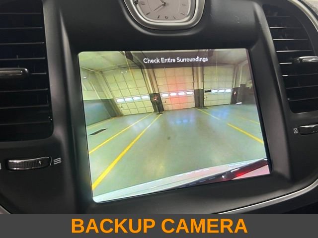 Used 2021 Chrysler 300 Touring w/ Sport Appearance Package RWD image 7