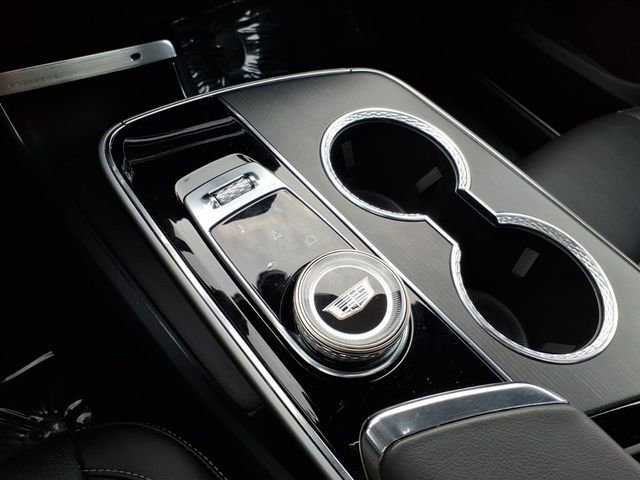 Certified 2025 Cadillac Lyriq Luxury w/ LPO, Floor Liner Package AWD/4WD image 32