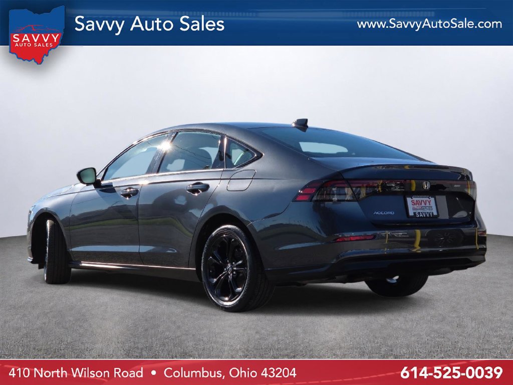 Used 2025 Honda Accord SE image 13