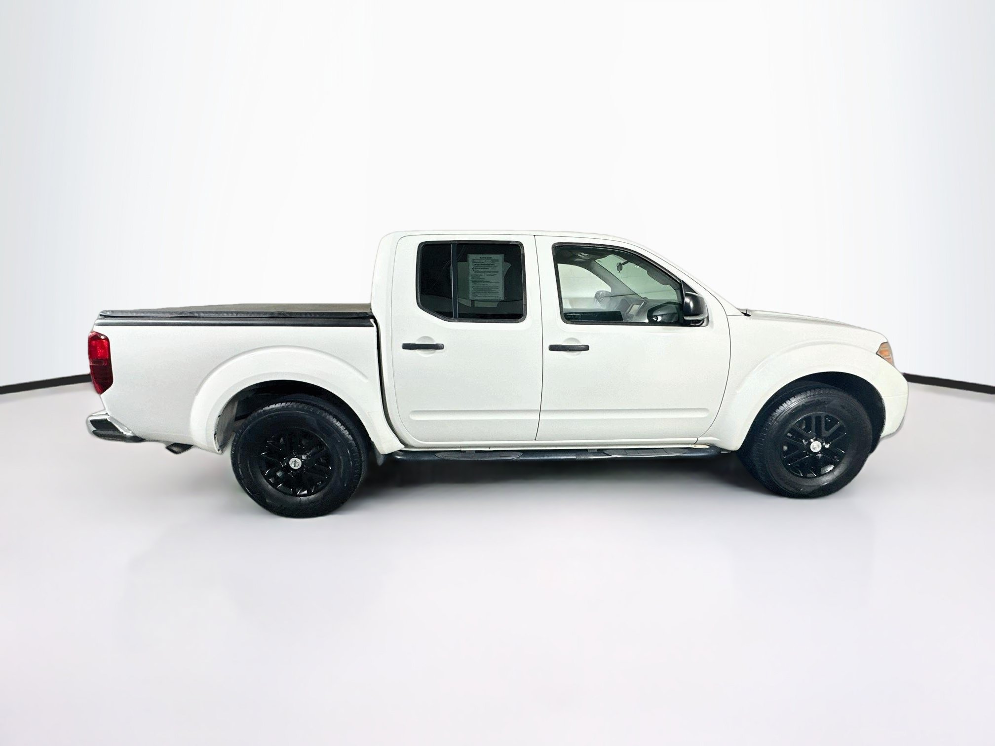 Used 2019 Nissan Frontier SV RWD image 10