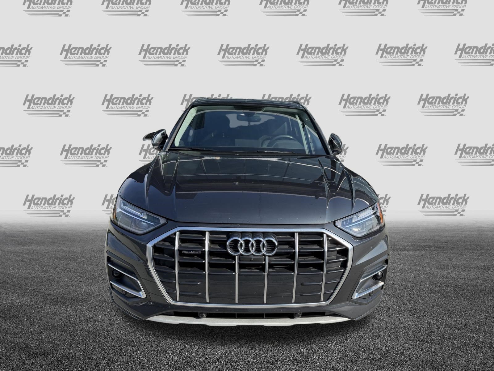 Used 2023 Audi Q5 2.0T Premium Plus w/ Premium Plus Package AWD/4WD image 3