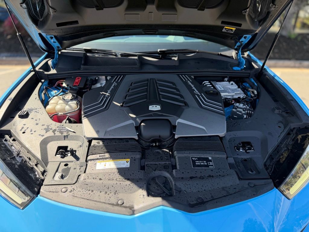 Used 2024 Lamborghini Urus S image 8