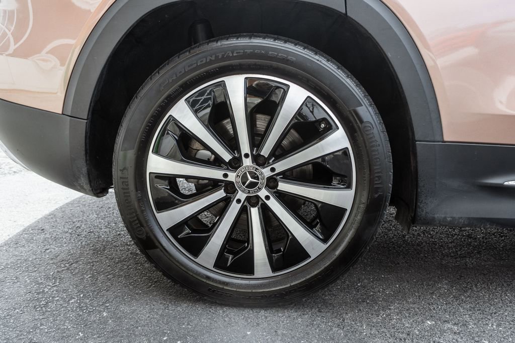 Used 2021 Mercedes-Benz GLB 250 GLB 250 image 32