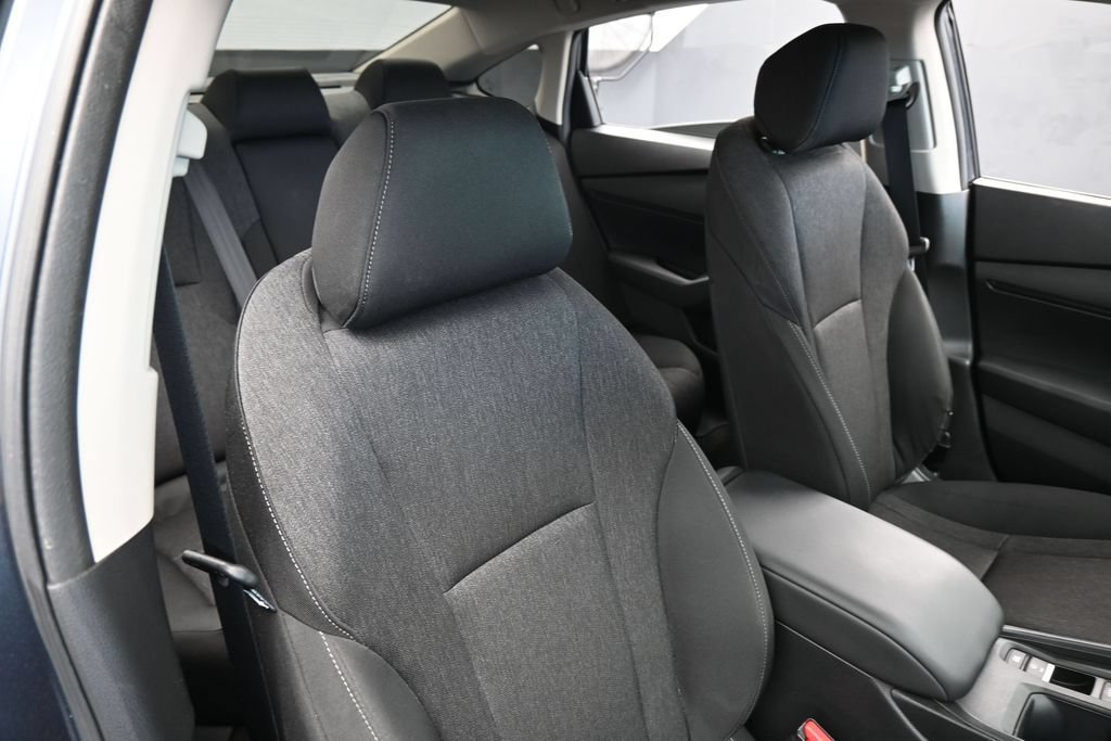 Used 2025 Honda Accord LX image 39