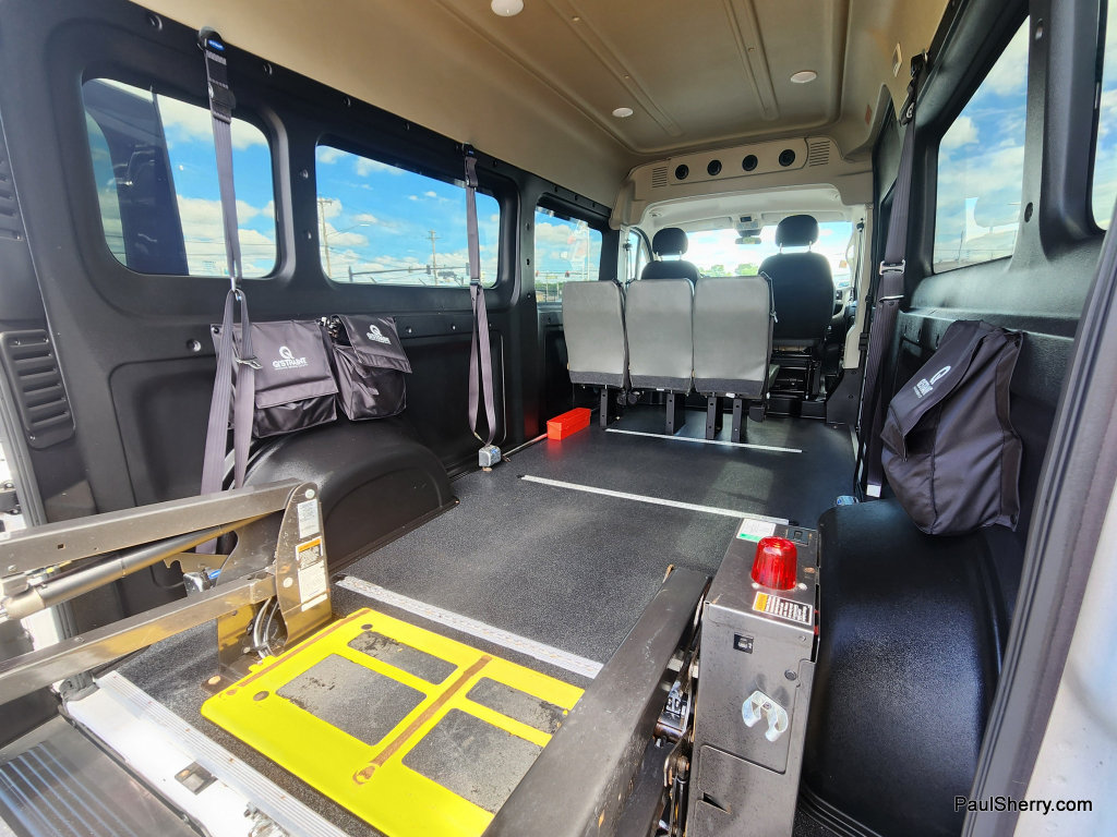 Used 2021 RAM ProMaster 2500 w/ Premium Appearance Group FWD image 37