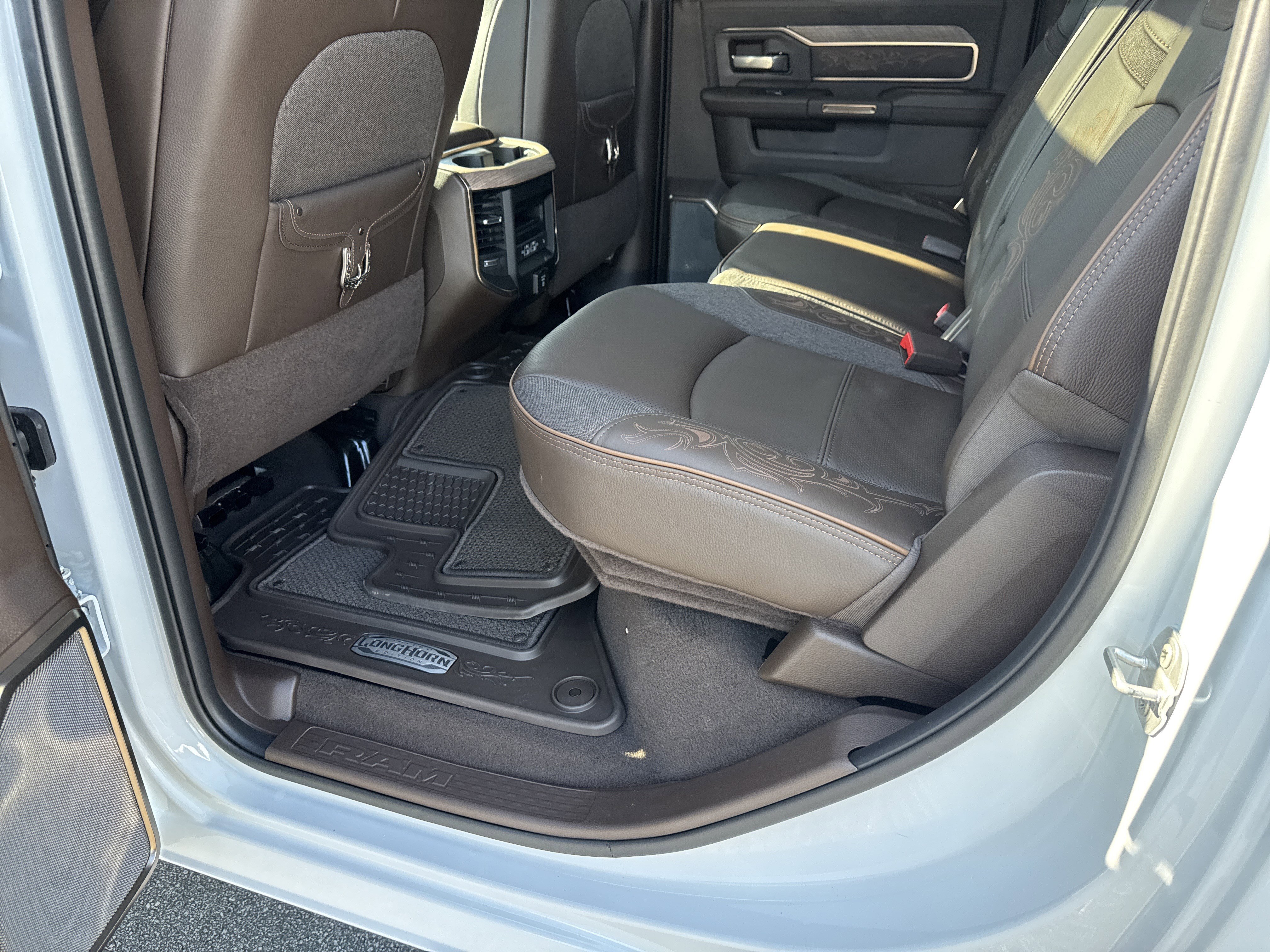 New 2026 RAM 2500 Limited image 24