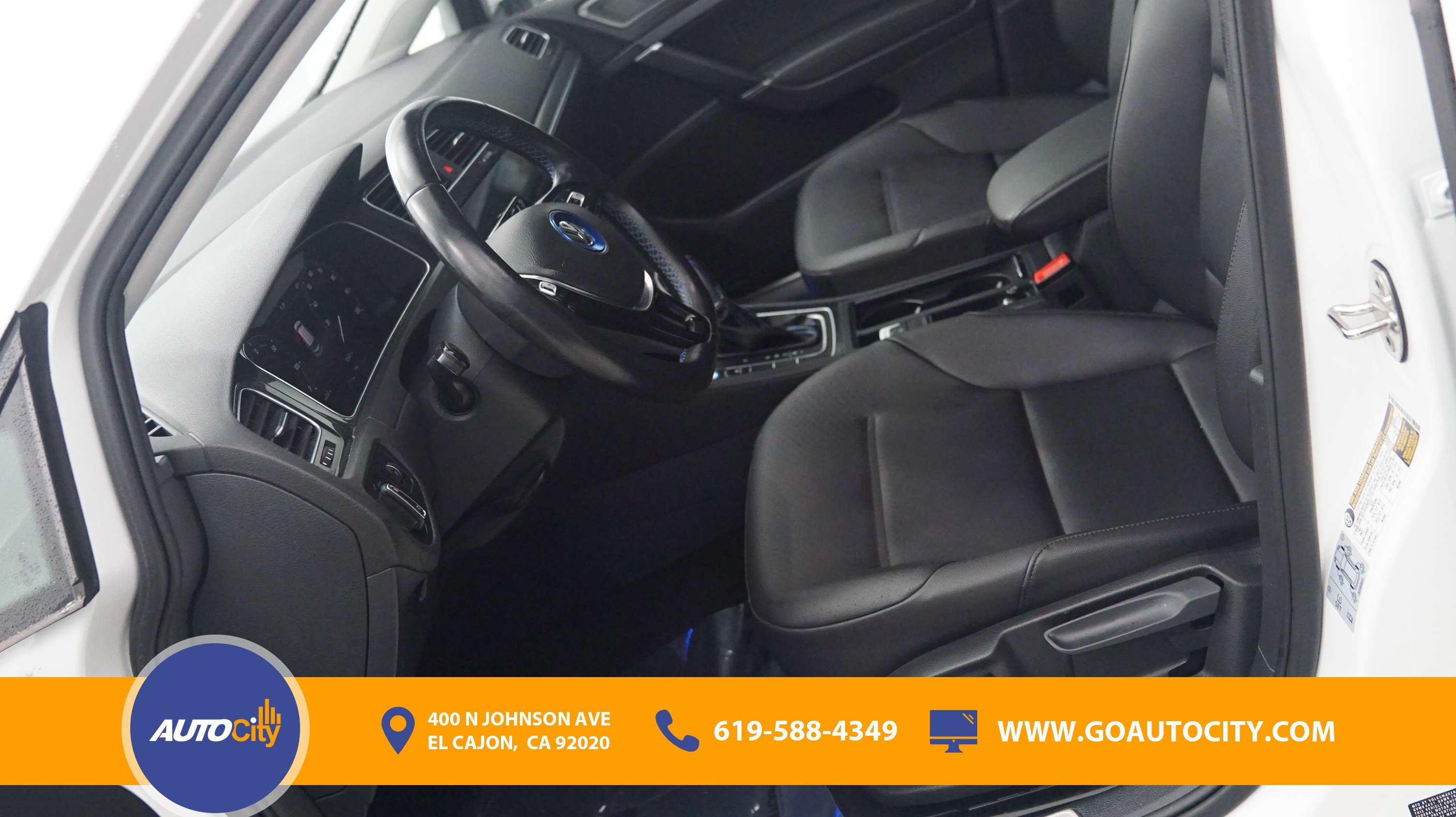 Used 2019 Volkswagen e-Golf SEL Premium image 9