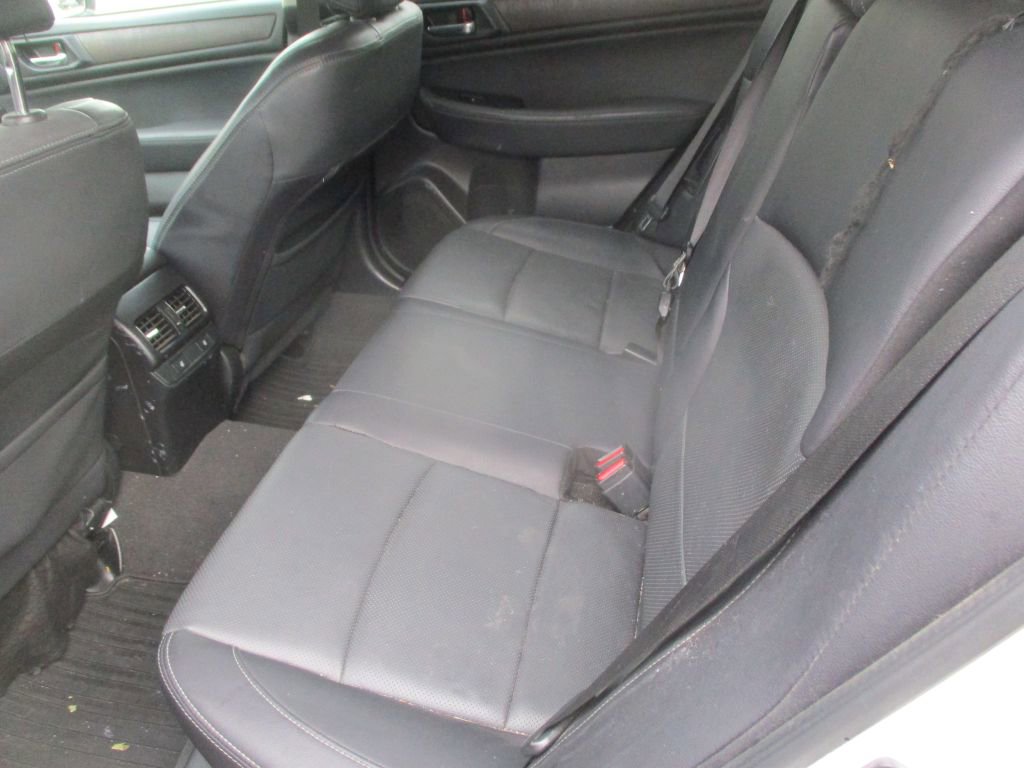 Used 2017 Subaru Outback 2.5i Limited w/ Popular Package #5 AWD/4WD image 8